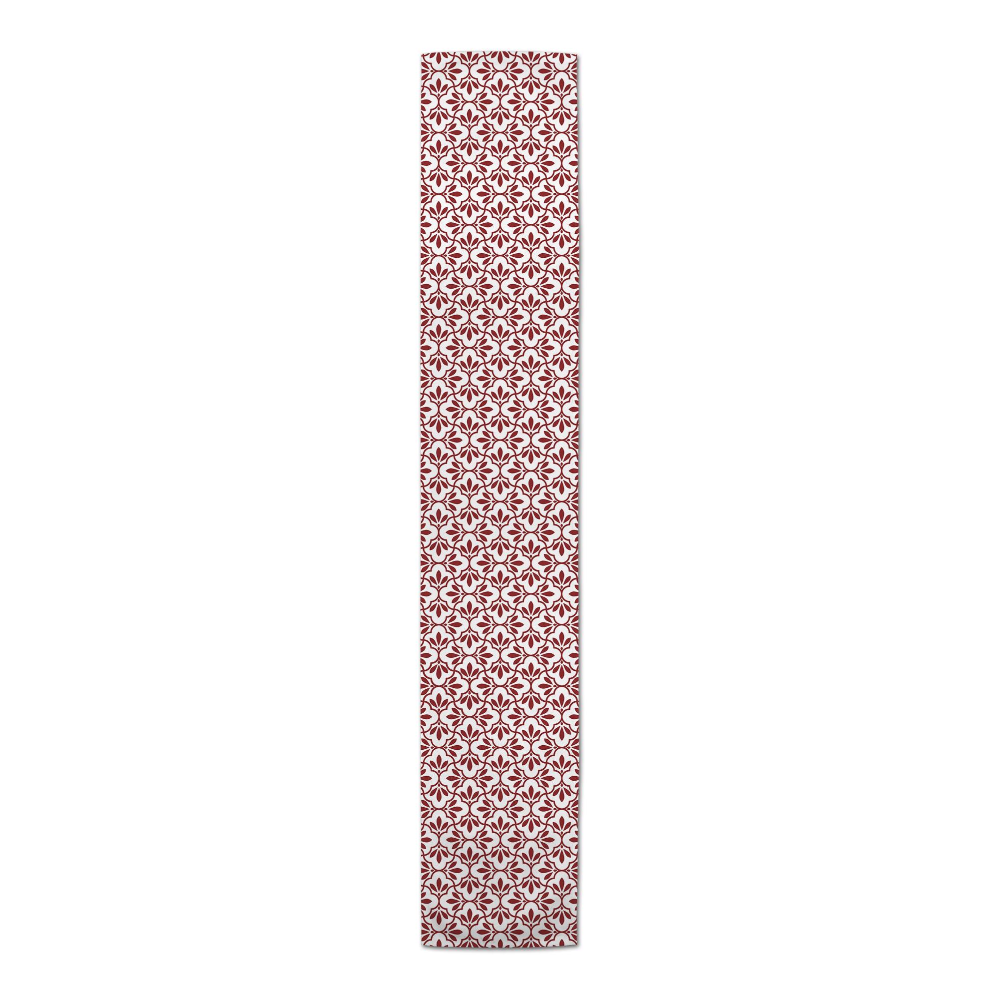 Quatrefoils Indoor/Outdoor Table Runner